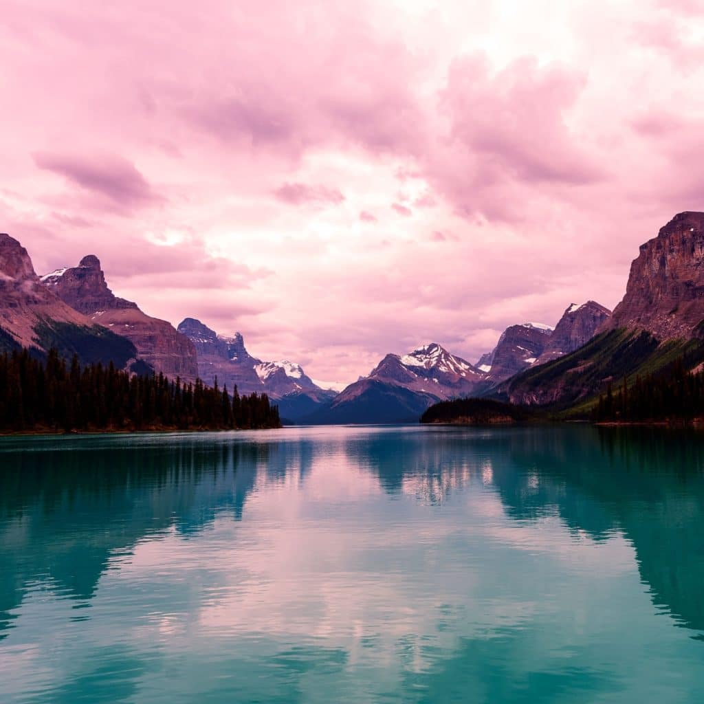 pink mountain range (Default image)